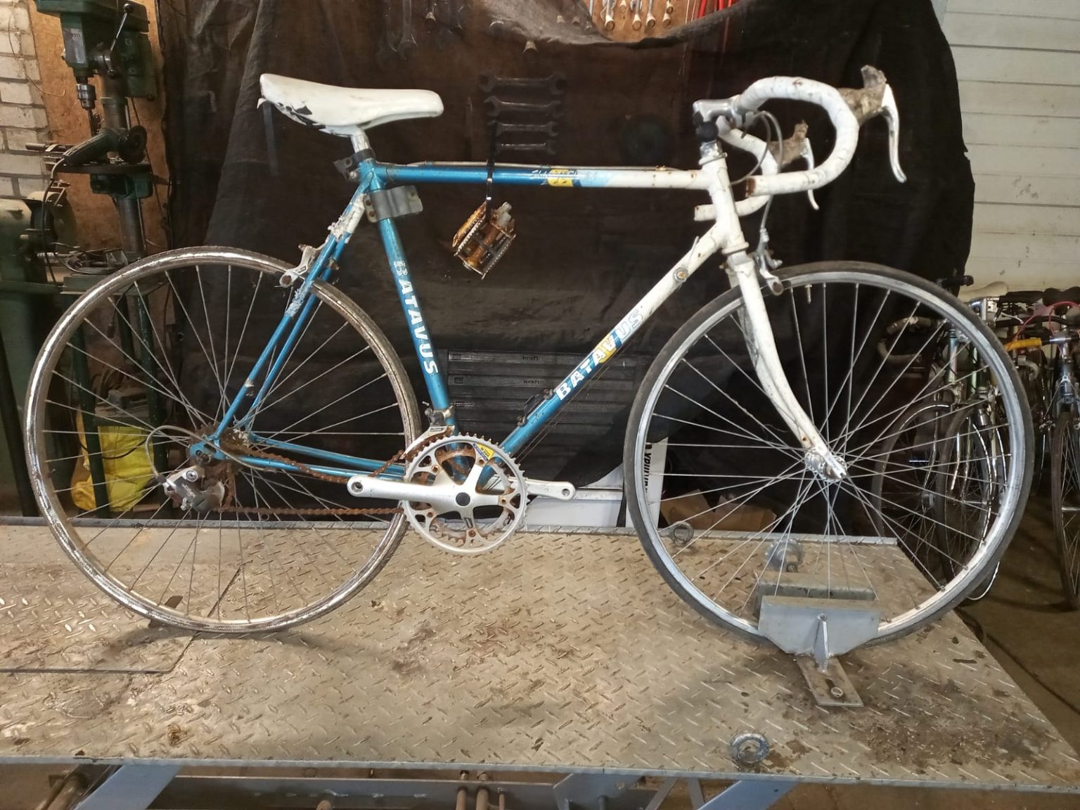 used racing bikes